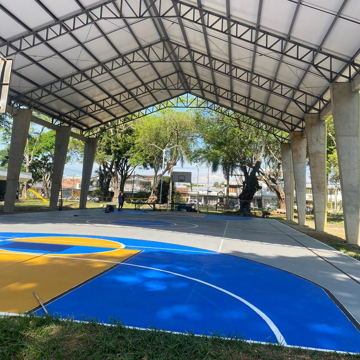 Demarcación cancha deportiva base agua alta resistencia